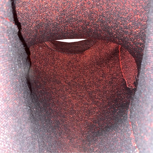 Ombré Red Black Shimmer Fold-over Metallic Sweater Top NY Collection Medium Chic - Picture 10 of 10